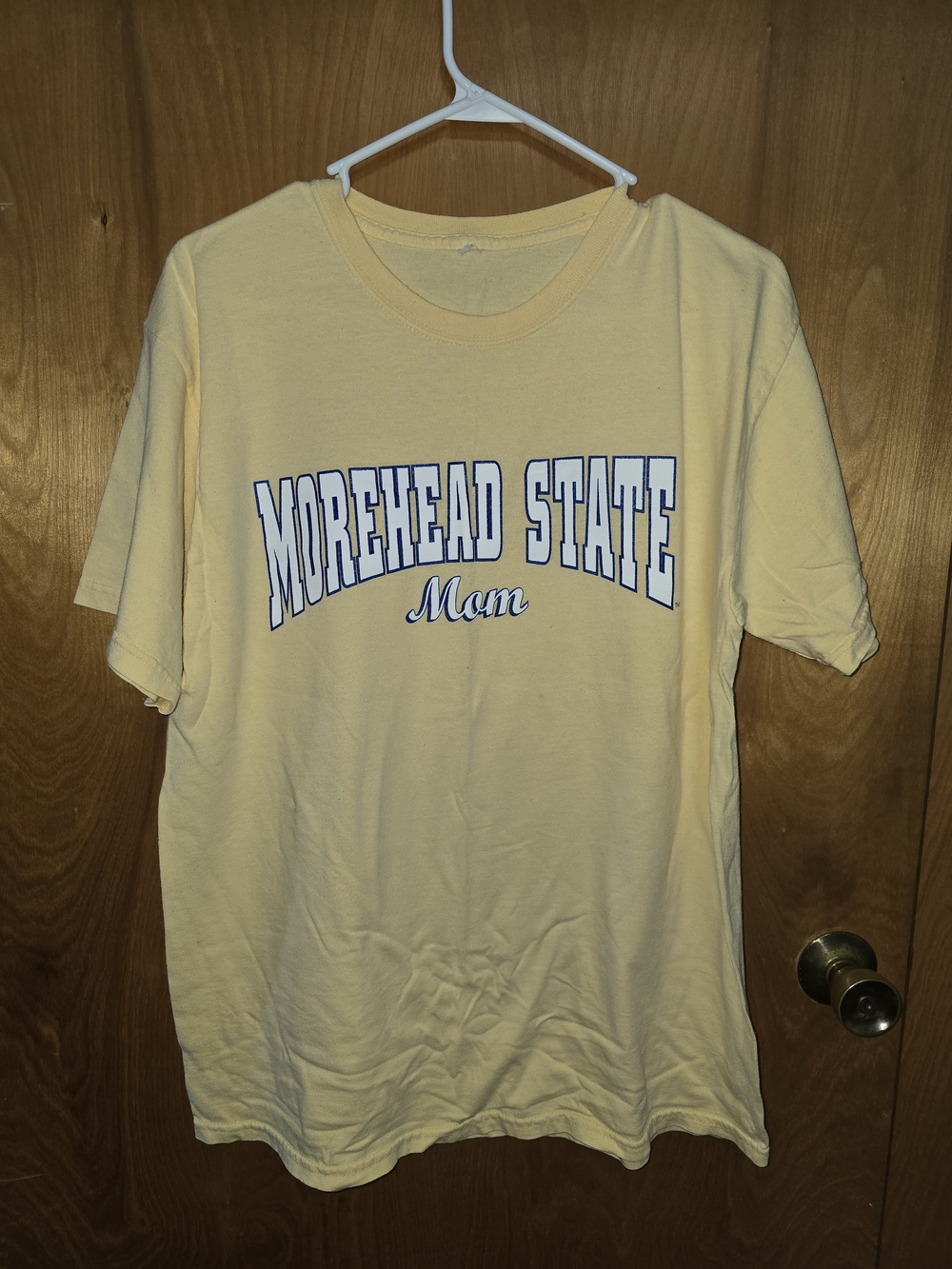Morehead State Mom Short-Sleeve T-Shirt - Pale Yellow